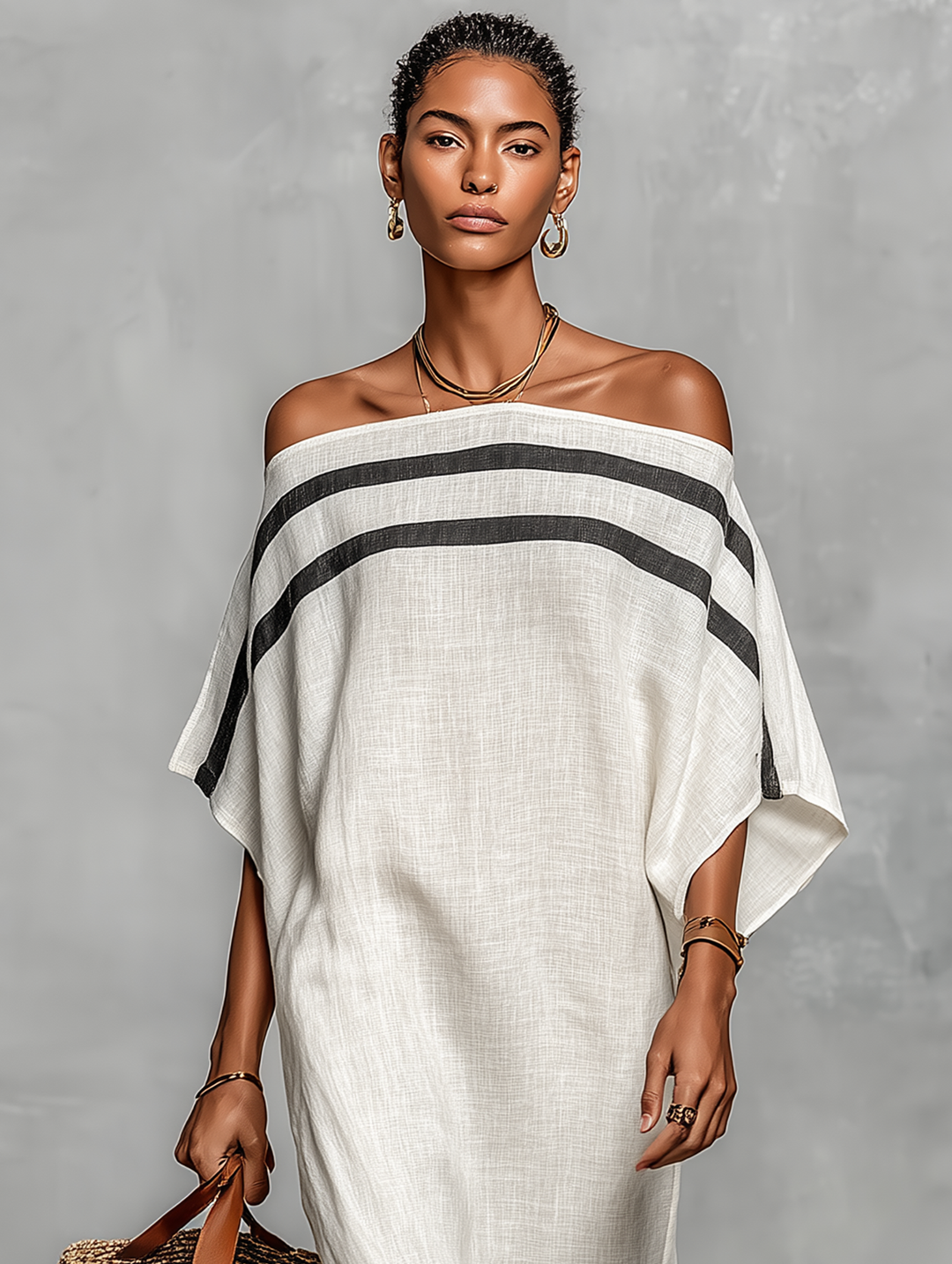 Maxi minimalistické šaty pro ženy s off-the-shoulder výstřihem a křídly